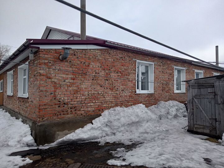 3-к. квартира, 93,3 м², 1/1 эт.