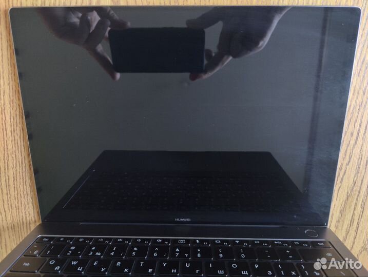 Huawei matebook 10 pro