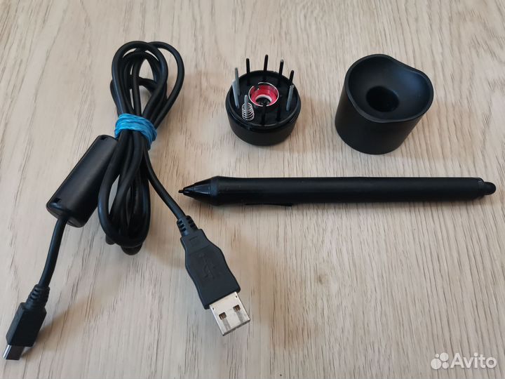 Графический планшет Wacom Intuos 5 M PTK-650