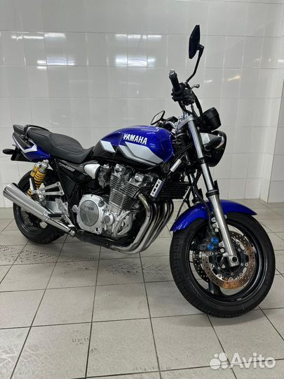 Мотоцикл ямаха (yamaha)