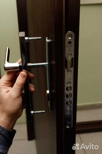 Замена ремонт вскрытие замков