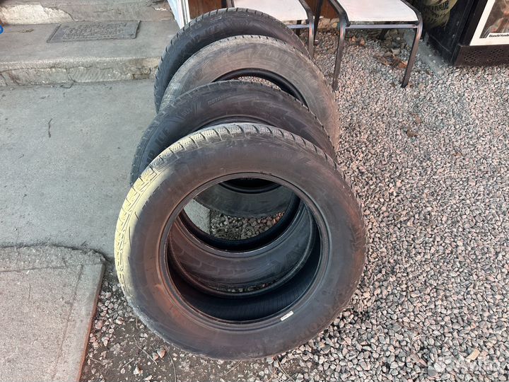 Goodyear UltraGrip Ice 225/65 R17