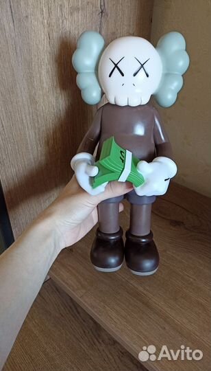 Фигура kaws 28 см коричневый фигурка кавс