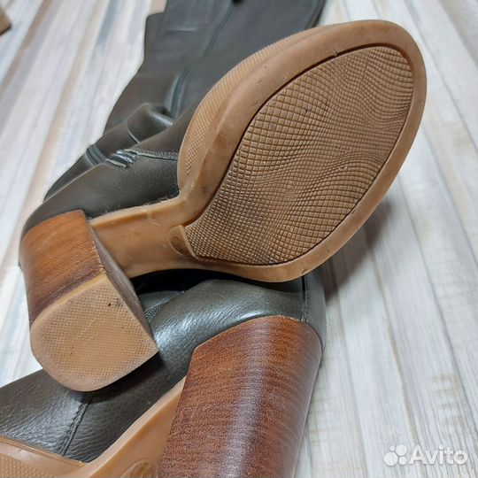 Сапоги женские натуральная кожа италия 37р