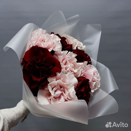 Доставка цветов и букетов