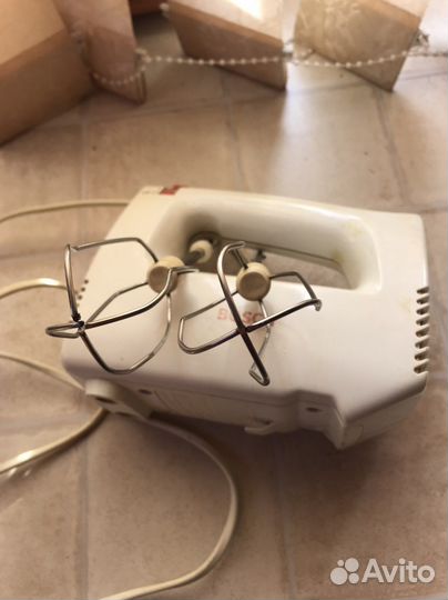 Миксер бытовой