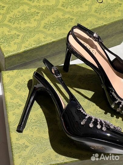 Босоножки Gucci черные со стразами