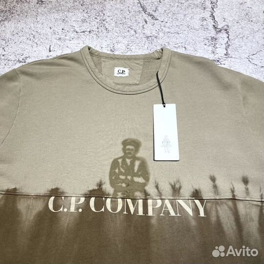 Свитшот CP Company оригинал (XL)