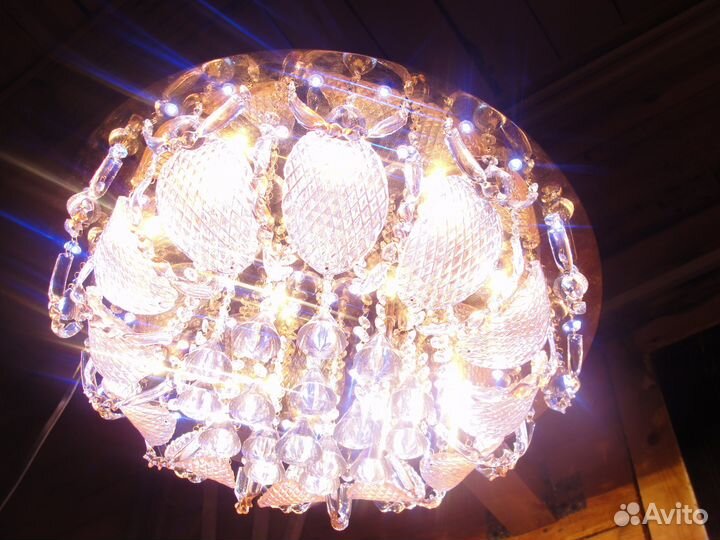 Люстра со светодиодами (пульт управления)