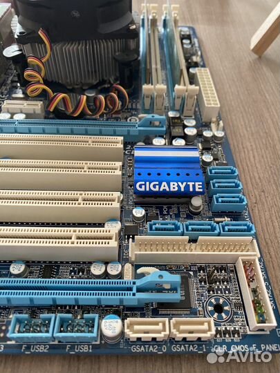 Материнская плата с процессором i3