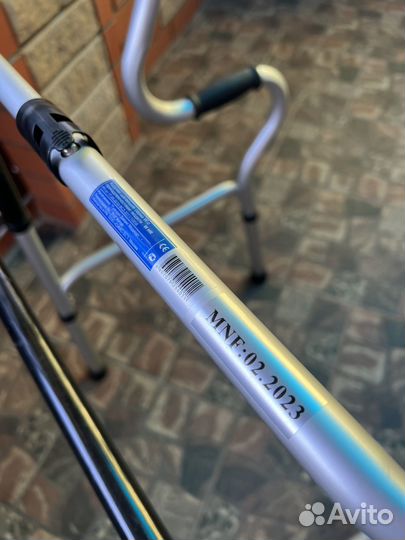 Ходунки для пожилых людей