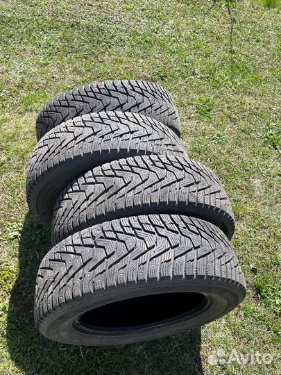 Hankook Winter I'Pike RS2 W429 205/65 R16 95T