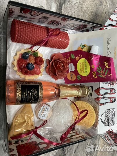 Подарочный бокс