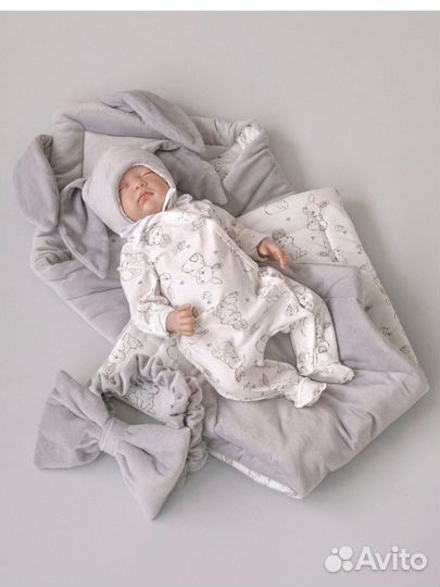 Комплект на выписку с ушами