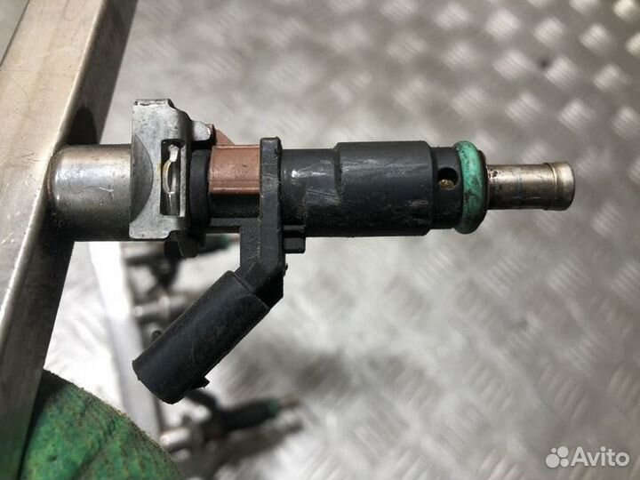 Форсунка двигателя S350 221