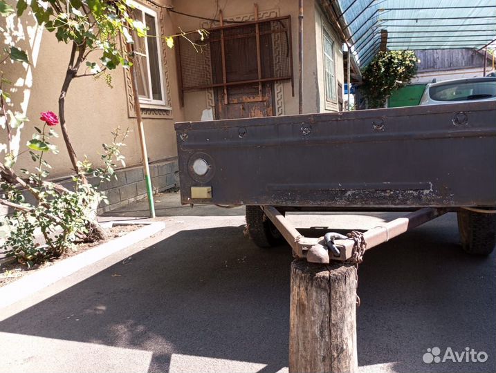 Прицеп легковой