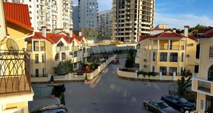 2-к. квартира, 73,8 м², 2/3 эт.