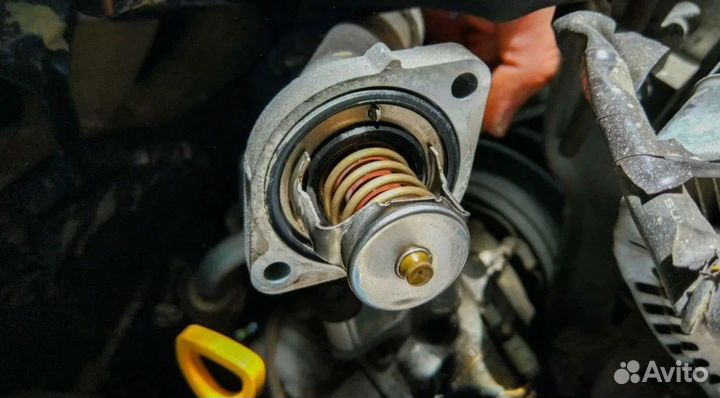 Замена термостата Toyota LC Prado 2013-2017