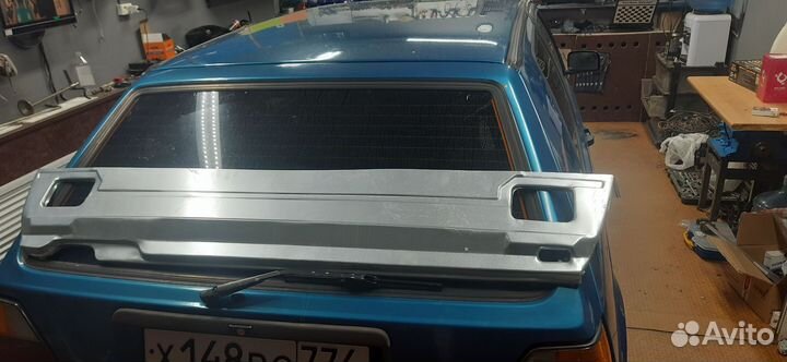 Задняя панель гольф 2 новая