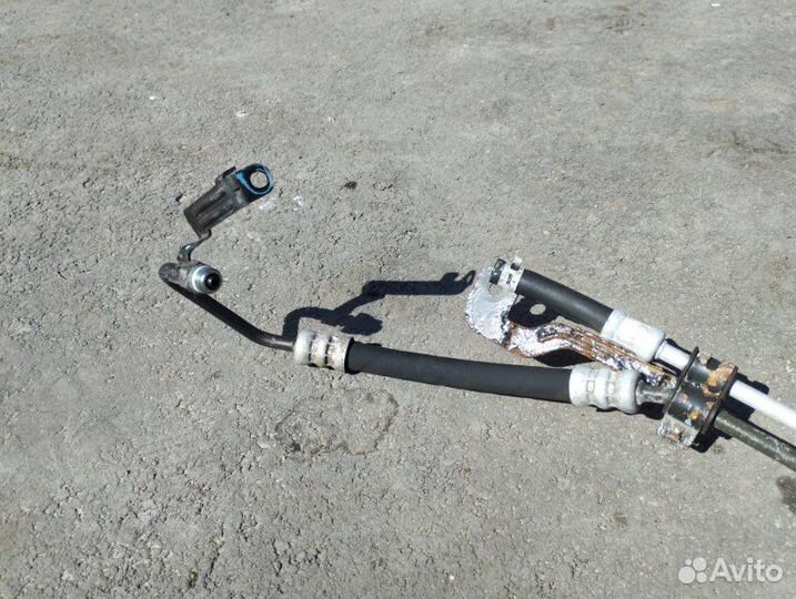 Трубка гидроусилителя Ford Focus хэтчбек 2010