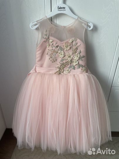 Нарядное платье для девочки