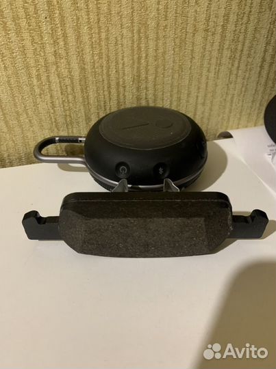 Тормозные колодки Renault 410602581R