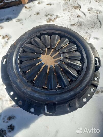 Корзина сцепления Нисан Патрол