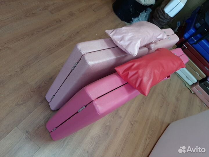 Стол массажный