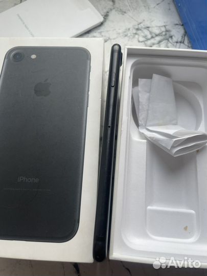 iPhone 7, 32 ГБ