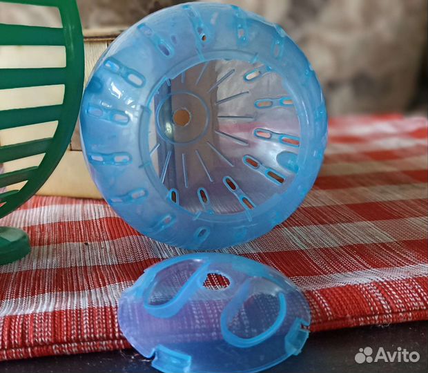 Домик для хомяка, колесо и шар прогулочный