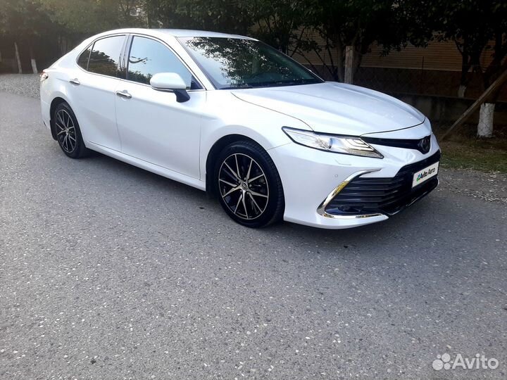 Toyota Camry 2.5 AT, 2018, 230 000 км