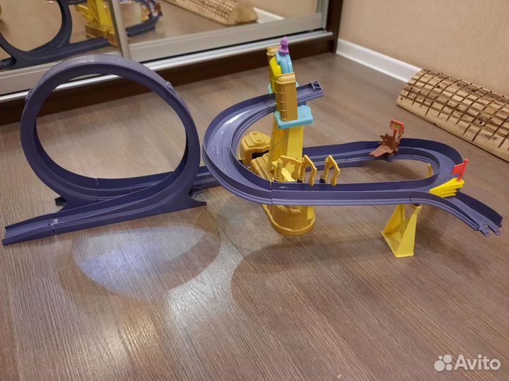 Мёртвая петля на батарейках. Чаггингтон