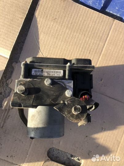 Блок абс ABS бмв е61 е60 BMW 5 E61 E60