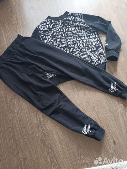 Спортивный костюм