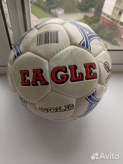 Футбольный мяч с автографами сборной России