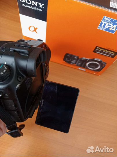 Зеркальный фотоаппарат Sony a65