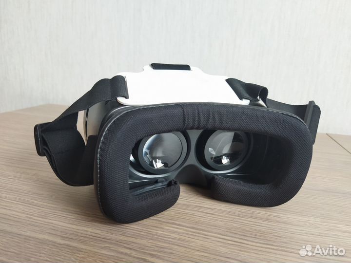 VR BOX Очки виртуальной реальности (для смартфона)