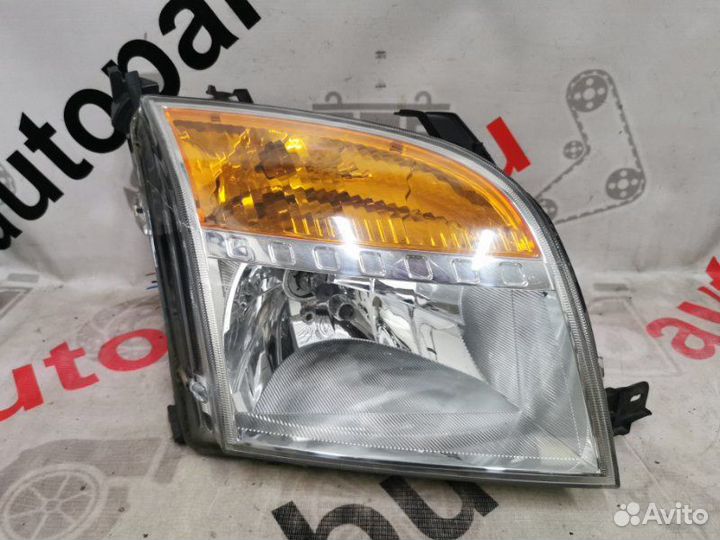 Фара передняя правая Ford Fusion CBK 1.4 fxja 2008