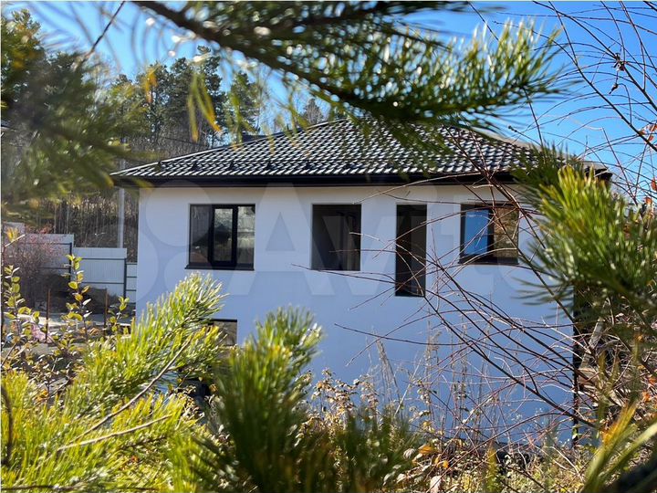 Коттедж 138 м² на участке 8 сот.