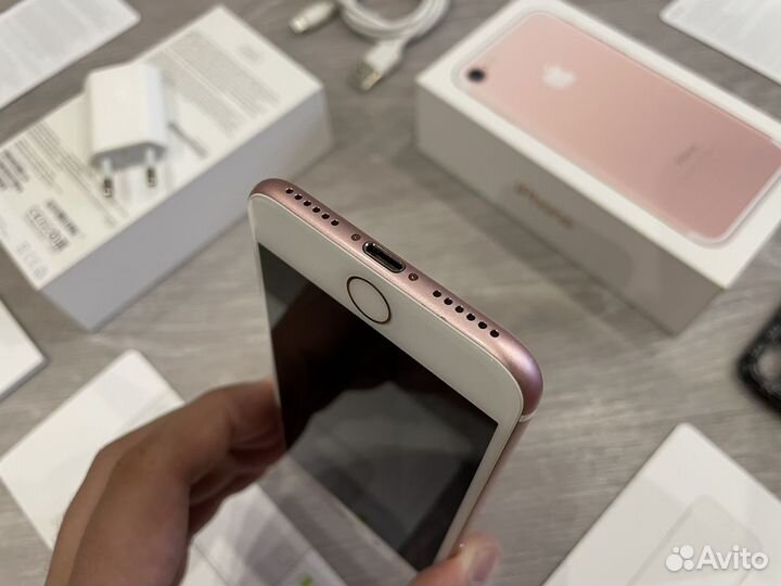 100 акб. Apple iPhone 7 128Gb