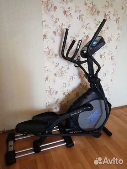 Эллиптический тренажёр Spirit XE520S