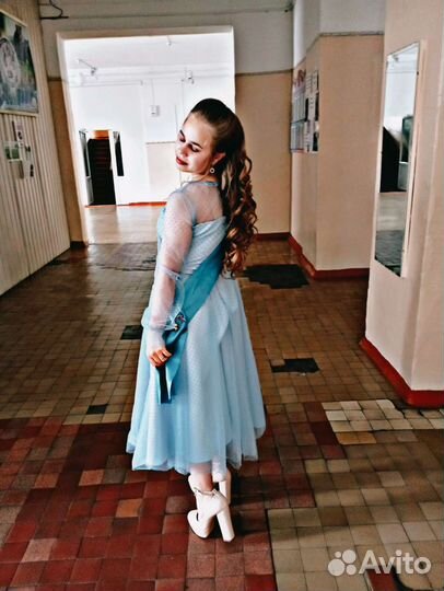 Платье на выпускной(вечернее)