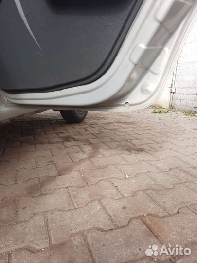 Запчасти на рено логан