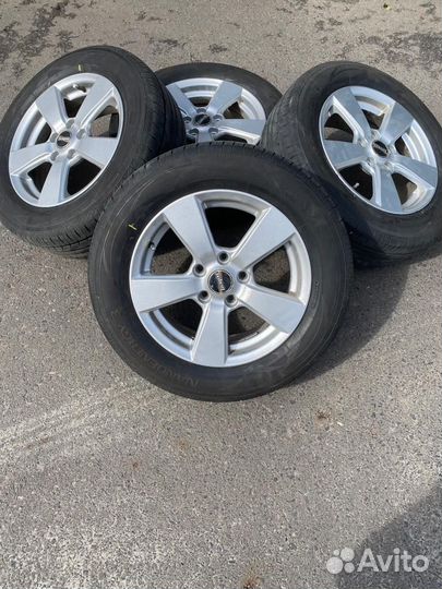 Toyo NanoEnergy 3 215/60 R16