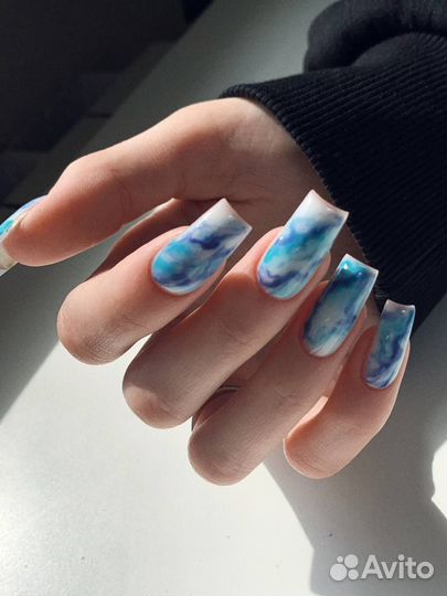 Маникюр, наращивание ногтей