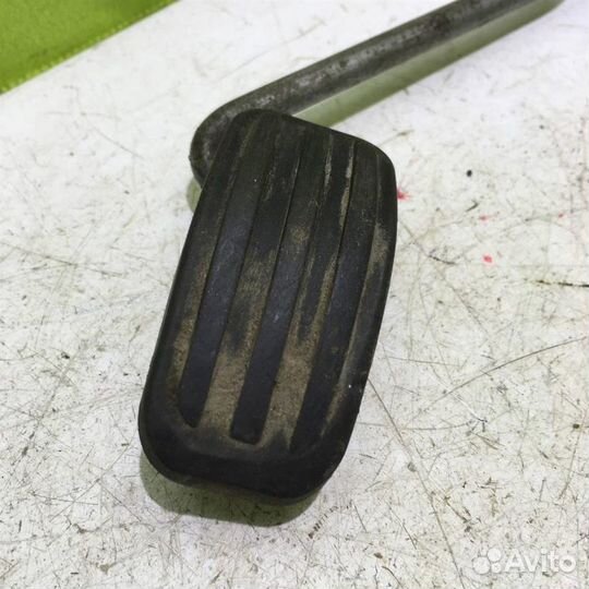 Педаль газа Пежо 206