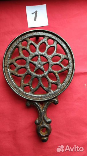 Старинные подставки под горячее