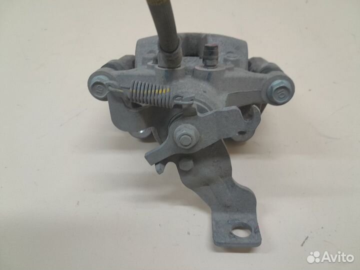 Суппорт задний левый Kia Xceed 2019-2023