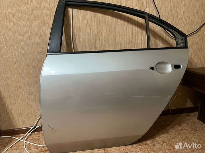 Дверь задняя левая Nissan primera р12