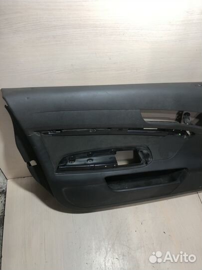 Обшивка передняя левая Ауди A6 C6 Алькантара